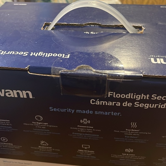 Brand new Swann Floodlight Security Camera - Picture 3 of 5
